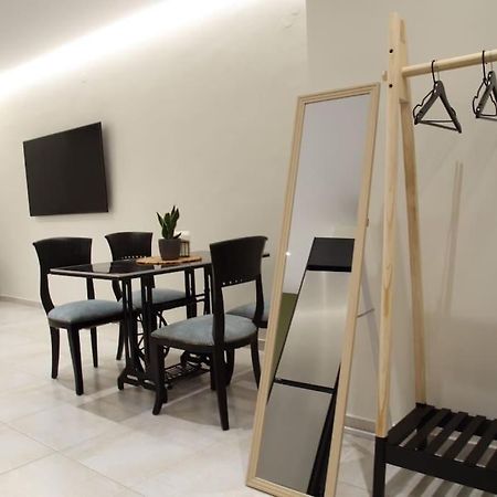 Eclectic Apartment Near Downtown Iraklio Exterior foto