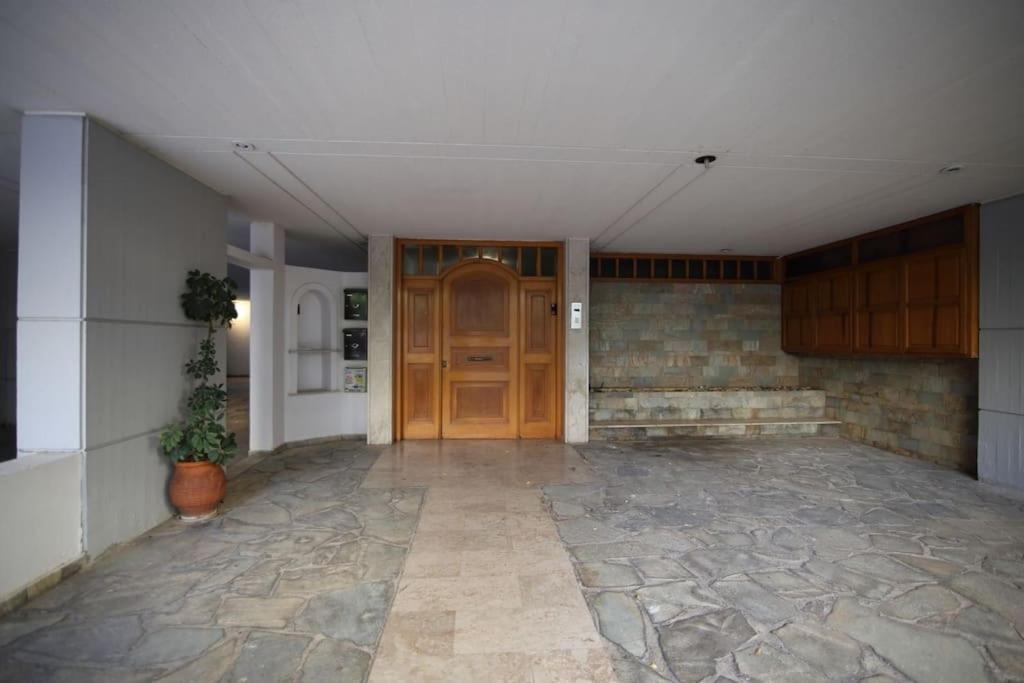 Eclectic Apartment Near Downtown Iraklio Exterior foto